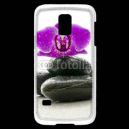 Coque Samsung Galaxy S5 Mini Orchidée violette sur galet noir