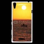 Coque Sony Xperia T3 Levé de soleil et bateau de pêche en mer