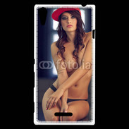 Coque Sony Xperia T3 Charmante brune avec casquette rouge