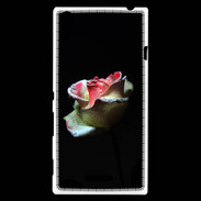 Coque Sony Xperia T3 Belle rose sur fond noir PR