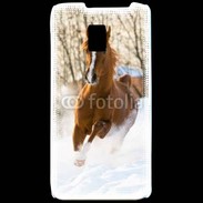 Coque LG P990 Cheval arabe dans la neige 100