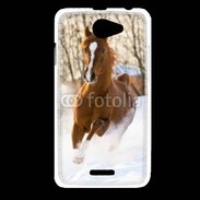 Coque HTC Desire 516 Cheval arabe dans la neige 100