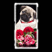 Coque Sony Xpéria Z1 Chiot et fleurs rouges