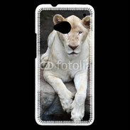 Coque HTC One Lionne albinos 100