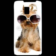 Coque LG P990 Yorkshire terrier avec lunettes 600