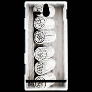 Coque Sony Xperia U Bouchons de bouteille de vin en noir et blanc 12