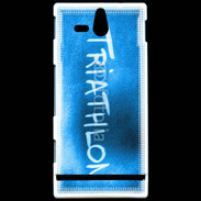 Coque Sony Xperia U Triathlon sur fond bleu