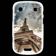 Coque Blackberry Bold 9900 Tour Eiffel vue d'en bas