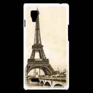 Coque LG Optimus L9 Tour Eiffel Vintage en noir et blanc