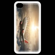 Coque iPhone 4 / iPhone 4S Avion de ligne au dessus des nuages 75