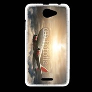 Coque HTC Desire 516 Avion de ligne au dessus des nuages 75