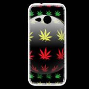 Coque HTC One Mini 2 Effet cannabis sur fond noir