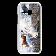 Coque HTC One Mini 2 Cheval et chien dans la neige