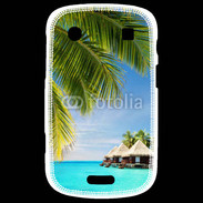 Coque Blackberry Bold 9900 Palmier et bungalow dans l'océan indien