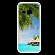 Coque HTC One Mini 2 Palmier et bungalow dans l'océan indien
