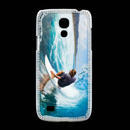 Coque Samsung Galaxy S4mini Surfer dans un rouleau