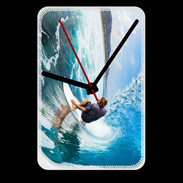 Grande pendule murale Surfer dans un rouleau