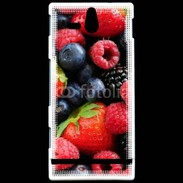Coque Sony Xperia U fruits rouges