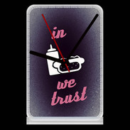 Pendule de bureau In Junk We trust Rouge ZG