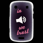 Coque Blackberry Bold 9900 In Music We trust Rouge ZG
