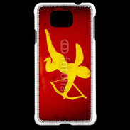 Coque Samsung Galaxy Alpha Cupidon sur fond rouge