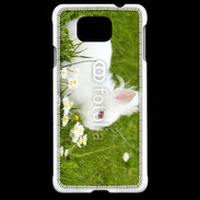 Coque Samsung Galaxy Alpha Lapin blanc dans l'herbe