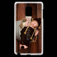Coque Samsung Galaxy Note Edge Bébé dormant sur une bassine