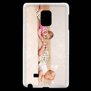 Coque Samsung Galaxy Note Edge Bébés sur le ventre