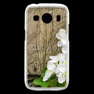Coque Samsung Galaxy Ace4 Fleurs sur fond en bois