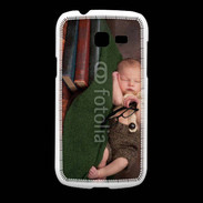 Coque Samsung Galaxy Fresh Bébé dormant sur des livres