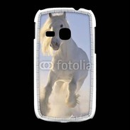 Coque Samsung Galaxy Young Cheval blanc dans la neige