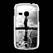 Coque Samsung Galaxy Young Personnage en noir et blanc PR