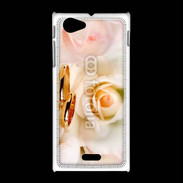 Coque Sony Xpéria J Alliance sur fond de rose