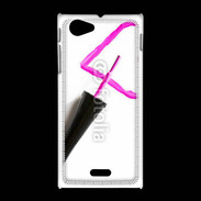 Coque Sony Xpéria J Coeur avec vernis à ongle 50