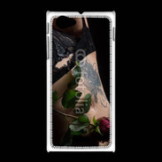 Coque Sony Xpéria J Lingerie et rose rouge