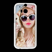 Coque HTC One M8 Femme glamour avec chihuahua