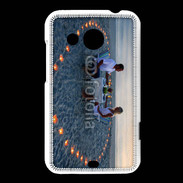 Coque HTC Desire 200 Couple romantique devant la mer