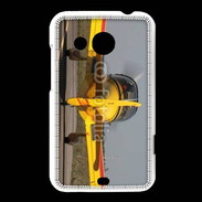 Coque HTC Desire 200 Cap 10 jaune sur taxiway