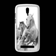 Coque HTC Desire 500 Chevaux en noir et blanc