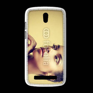 Coque HTC Desire 500 Femme métisse 4