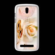 Coque HTC Desire 500 Alliance sur fond de rose