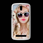 Coque HTC Desire 500 Femme glamour avec chihuahua