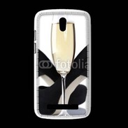 Coque HTC Desire 500 coupe de champagne talons aiguilles 