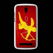 Coque HTC Desire 500 Cupidon sur fond rouge