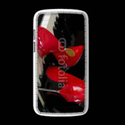 Coque HTC Desire 500 Escarpins rouges sur piano