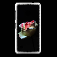 Coque Nokia Lumia 530 Belle rose sur fond noir PR