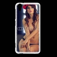 Coque HTC Desire Eye Charmante brune avec casquette rouge