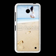 Coque Nokia Lumia 635 Femme sautant face à la mer
