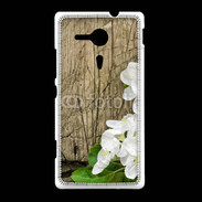 Coque Sony Xpéria SP Fleurs sur fond en bois