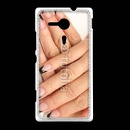 Coque Sony Xpéria SP faux ongles et vernis à ongles 1